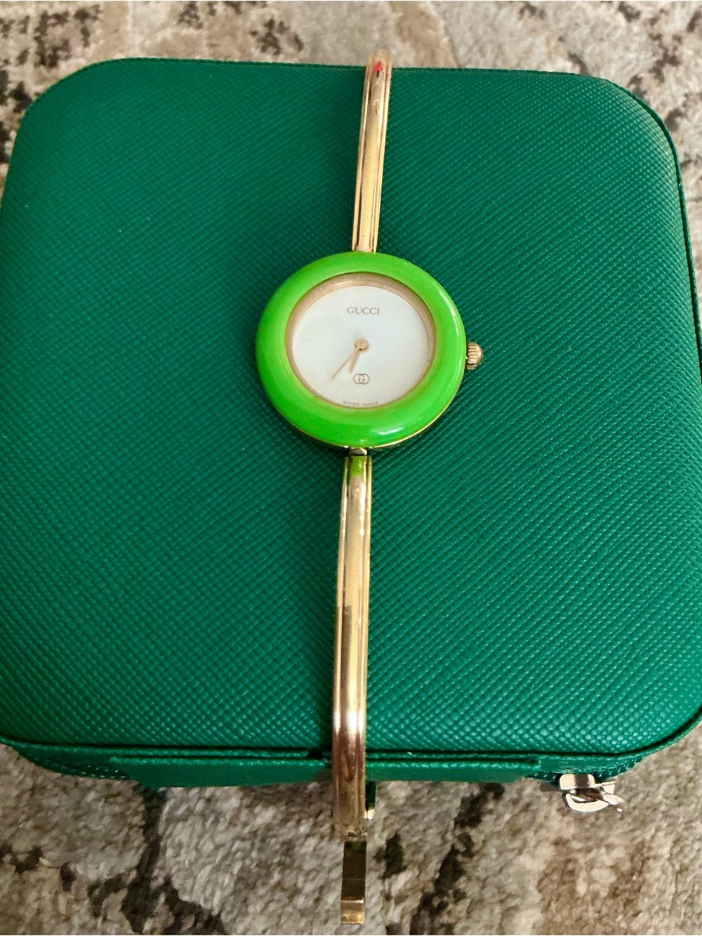 Authentic GUCCI bangle watch with Interchangeable Ringsππβ€οΈπ§‘π€ - Picture 5 of 16